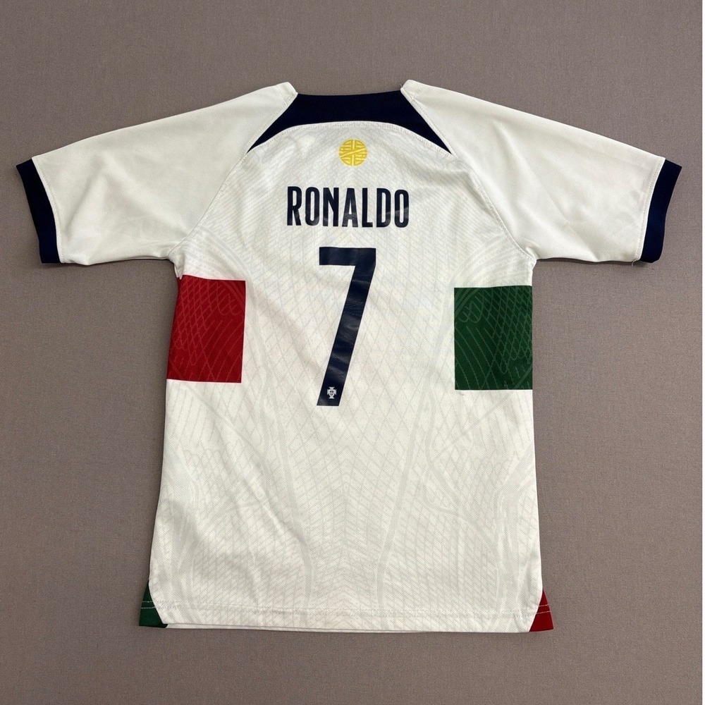 Portugal Ronaldo 7 Youth Soccer Jersey White Red Green Kids Size 24 Away Kit - Picture 2 of 8
